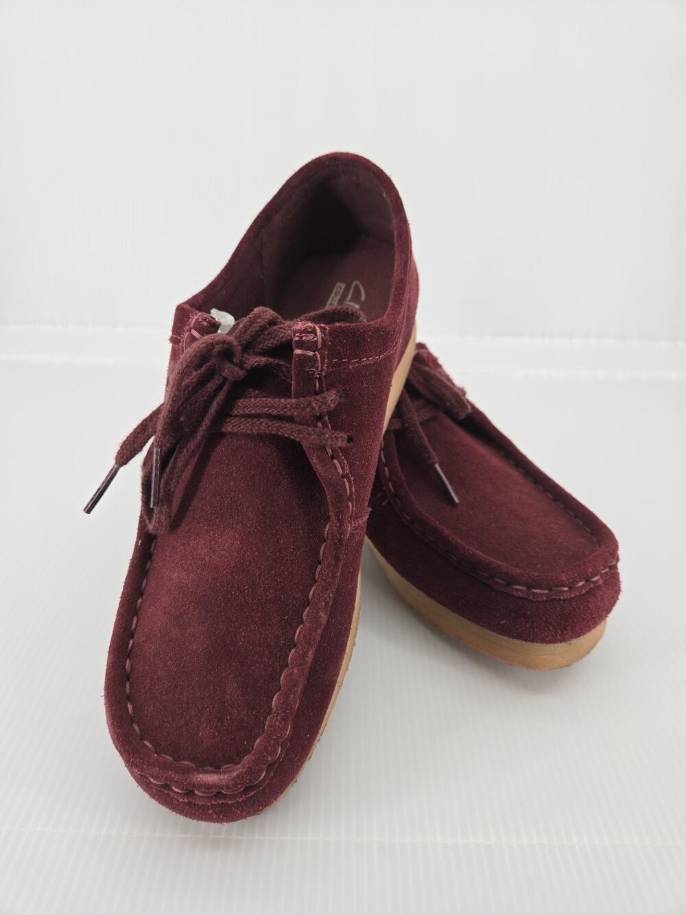 Clarks Wallabees Women's In Burgundy Suede Size 6.5 Used Great Condition No Box